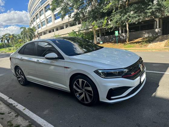 VOLKSWAGEN JETTA 2.0 350 TSI GASOLINA GLI DSG VOLKSWAGEN JETTA 2.0 350 TSI GASOLINA GLI DSG